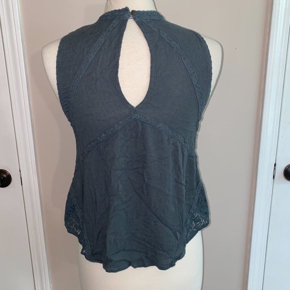 American Eagle lace tank top M EUC green keyhole - Picture 4 of 5
